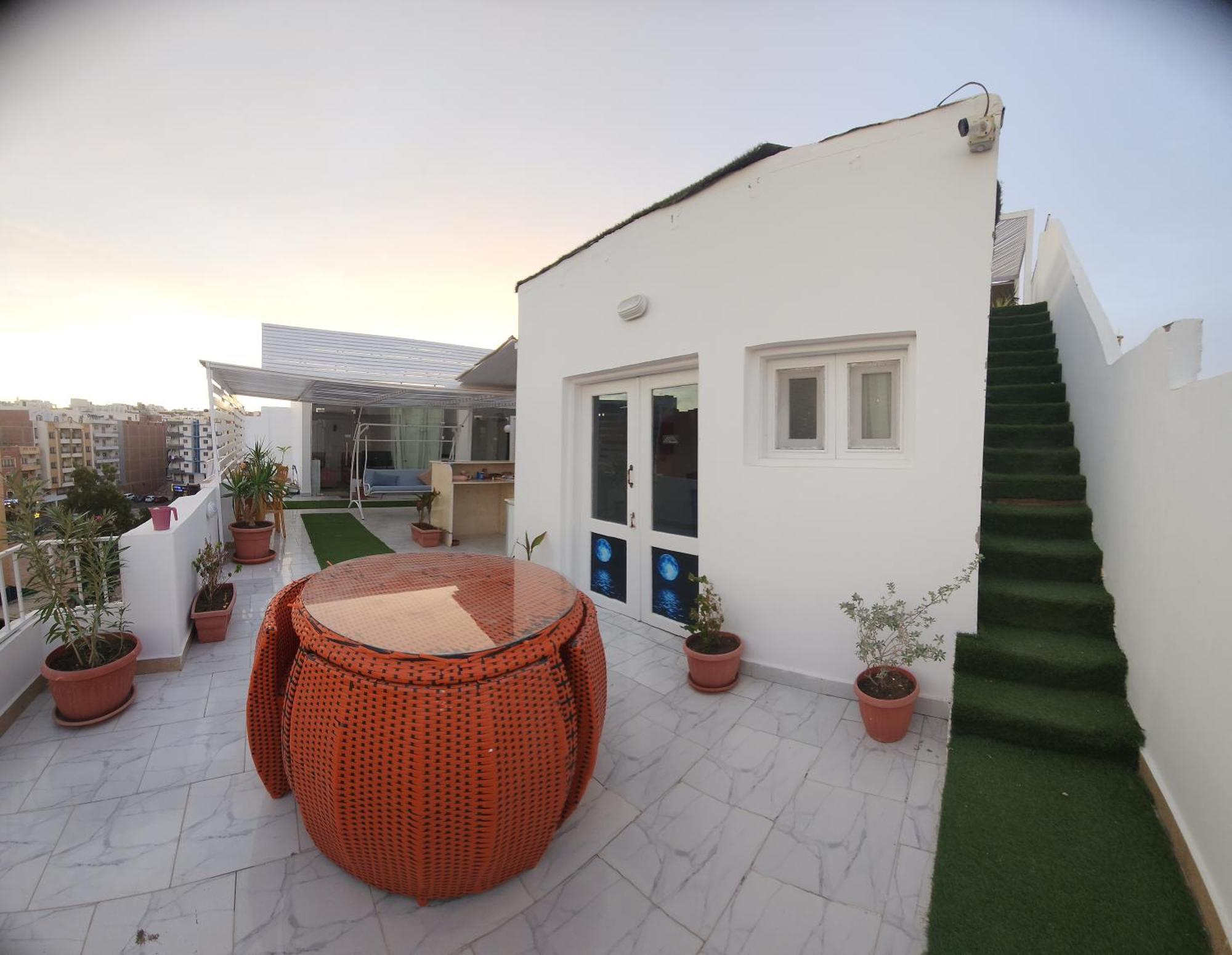 White Roof - Ostello