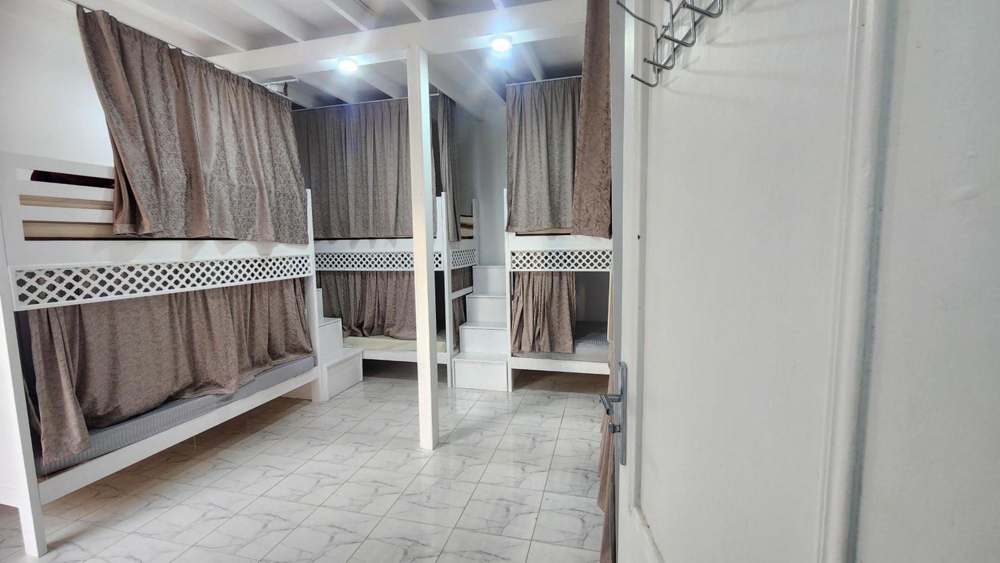 Ostello White Roof -